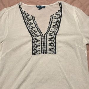 White long blouse with blue design